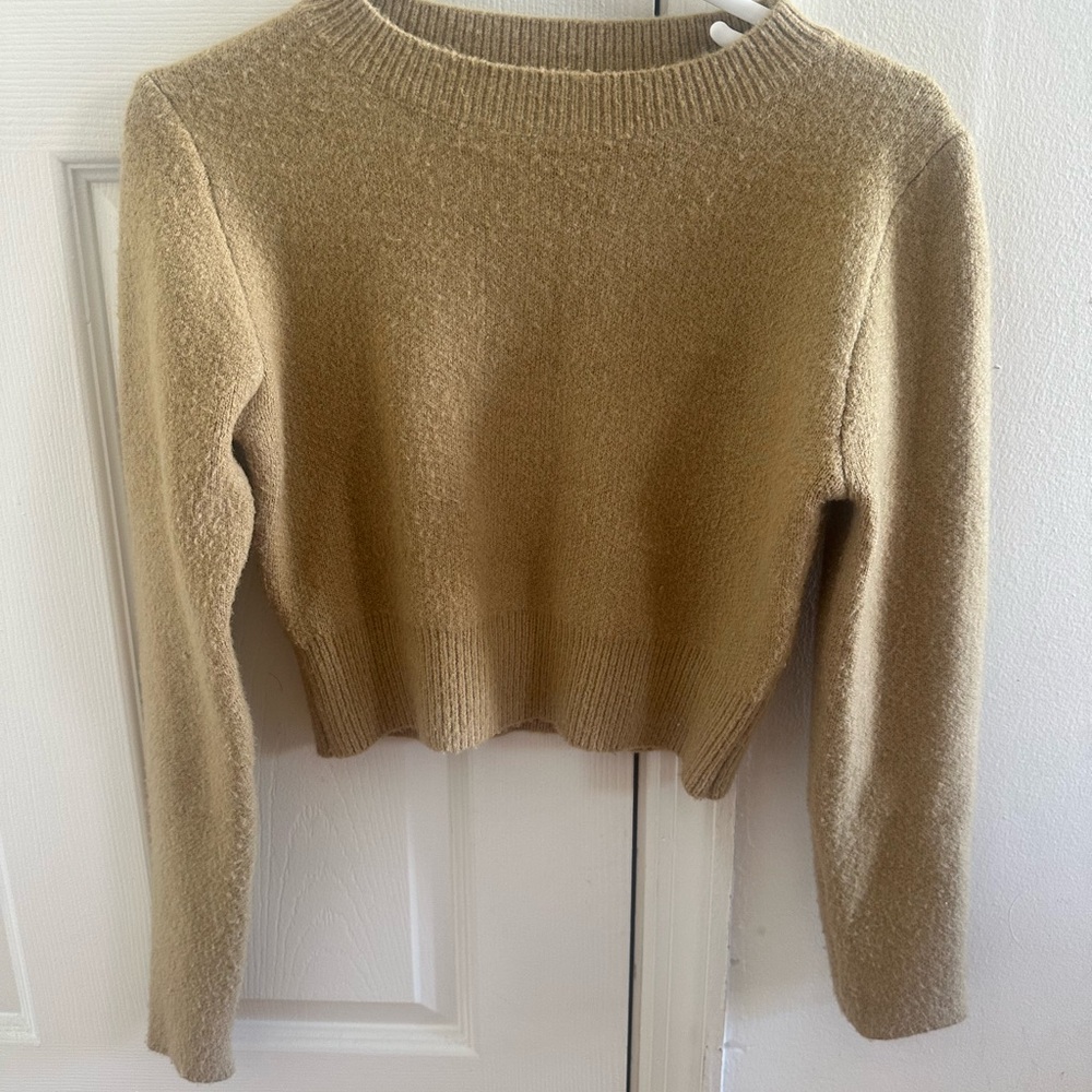 Classic Crewneck Sweater in Camel